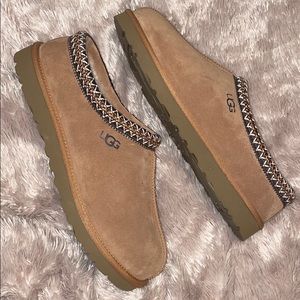 Ugg slippers